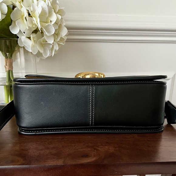 Coach Studio Bag Black Glovetanned Leather EUC soft lining Gold Hardware 🖤 - Picture 7 of 16